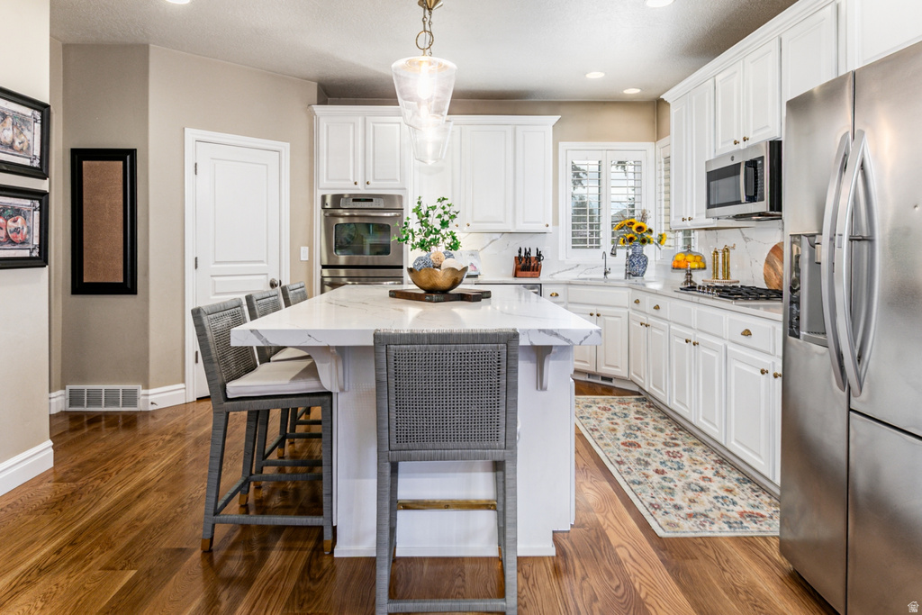 3285 W BLACK HAWK DR South Jordan, UT 84095