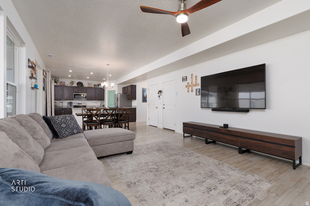 948 S SPRING CANYON WAY Springville, UT 84663