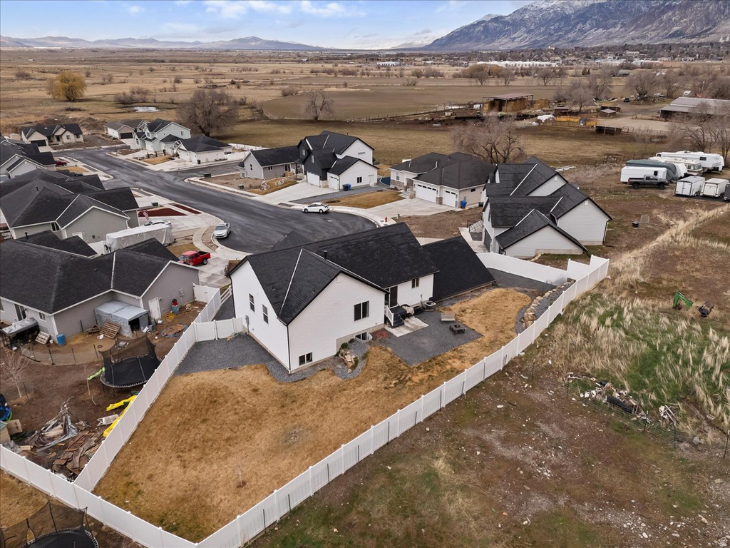 639 W 2150 S Perry, UT 84302