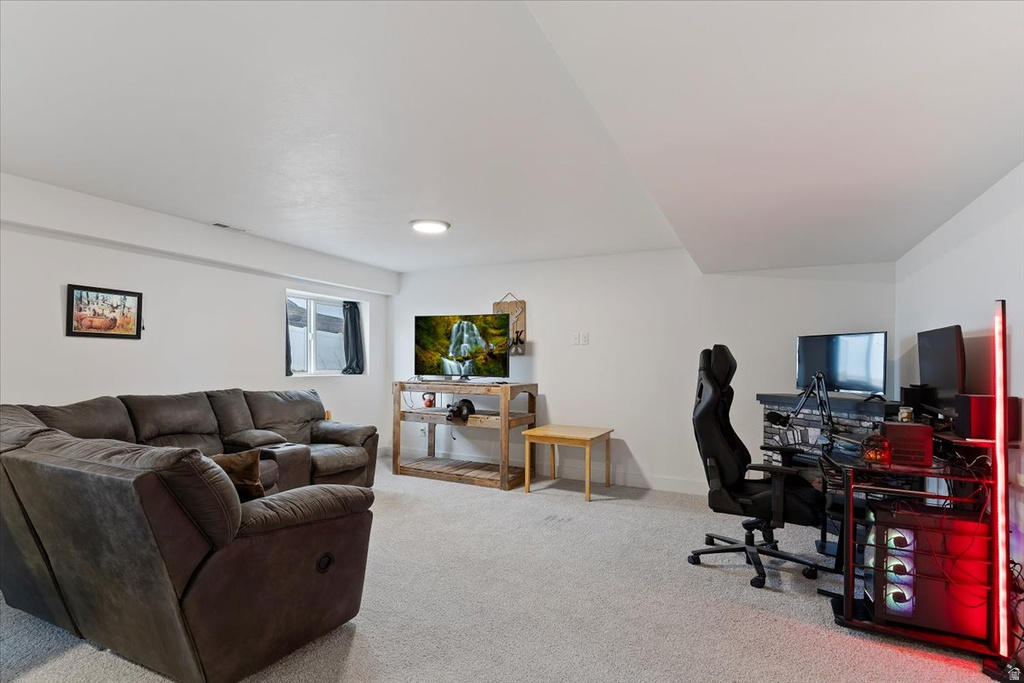 639 W 2150 S Perry, UT 84302