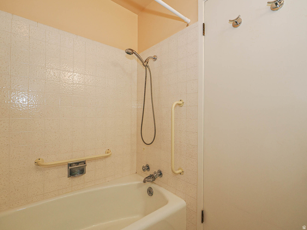 2278 E CARRIAGE LN Holladay, UT 84117