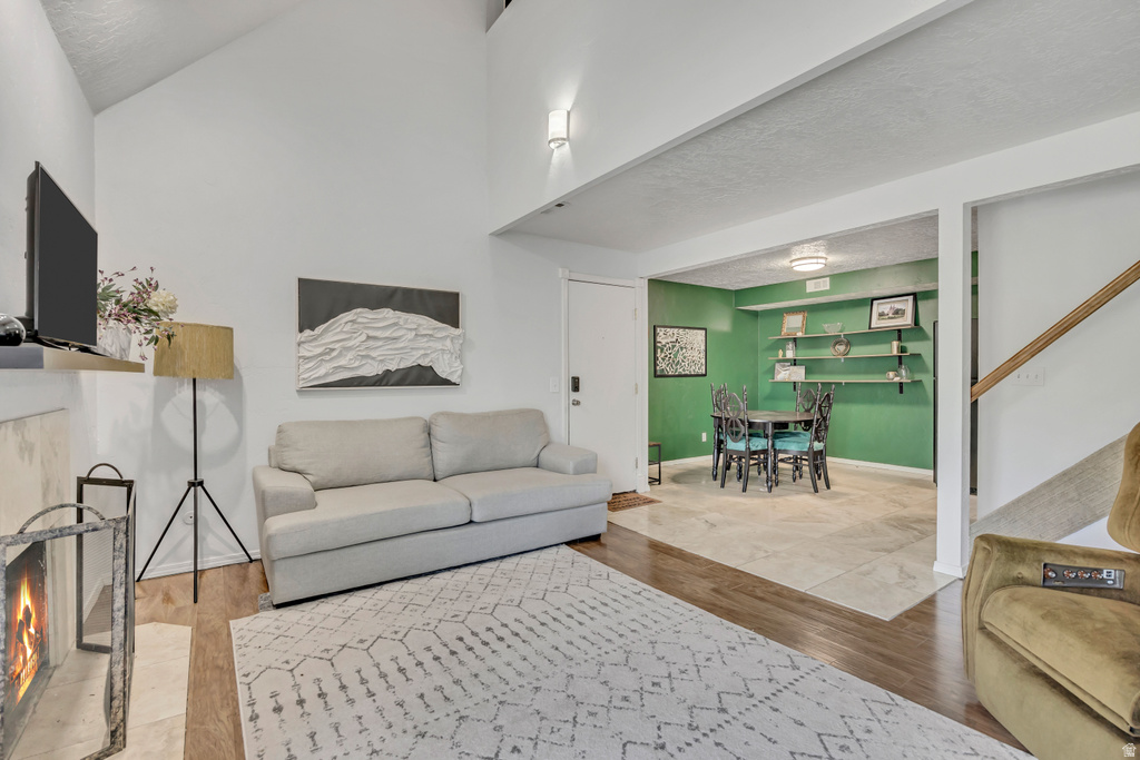 5327 S 560 E #F Murray, UT 84107