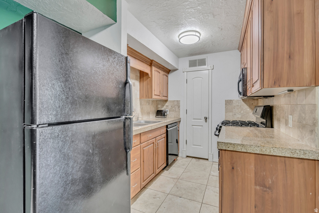 5327 S 560 E #F Murray, UT 84107