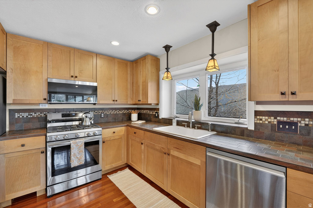 1363 E THORNTON AVE Salt Lake City, UT 84105