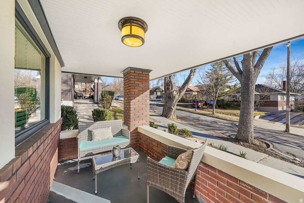 1363 E THORNTON AVE Salt Lake City, UT 84105