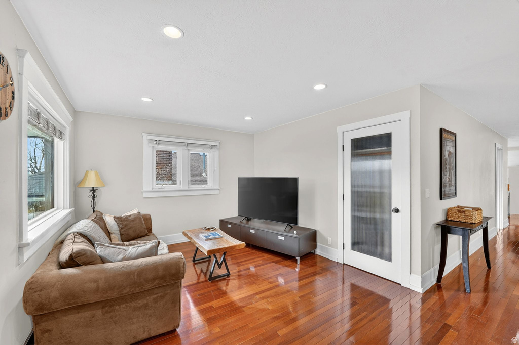 1363 E THORNTON AVE Salt Lake City, UT 84105