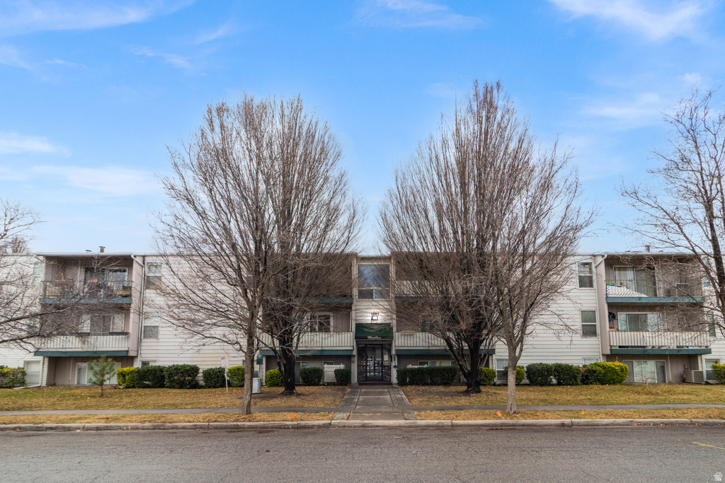 1861 W 600 N #1 Salt Lake City, UT 84116