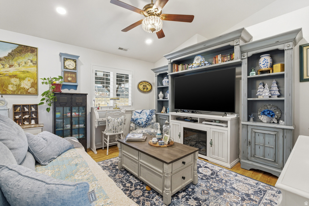 4055 S LAKE VISTA DR. Saratoga Springs, UT 84045