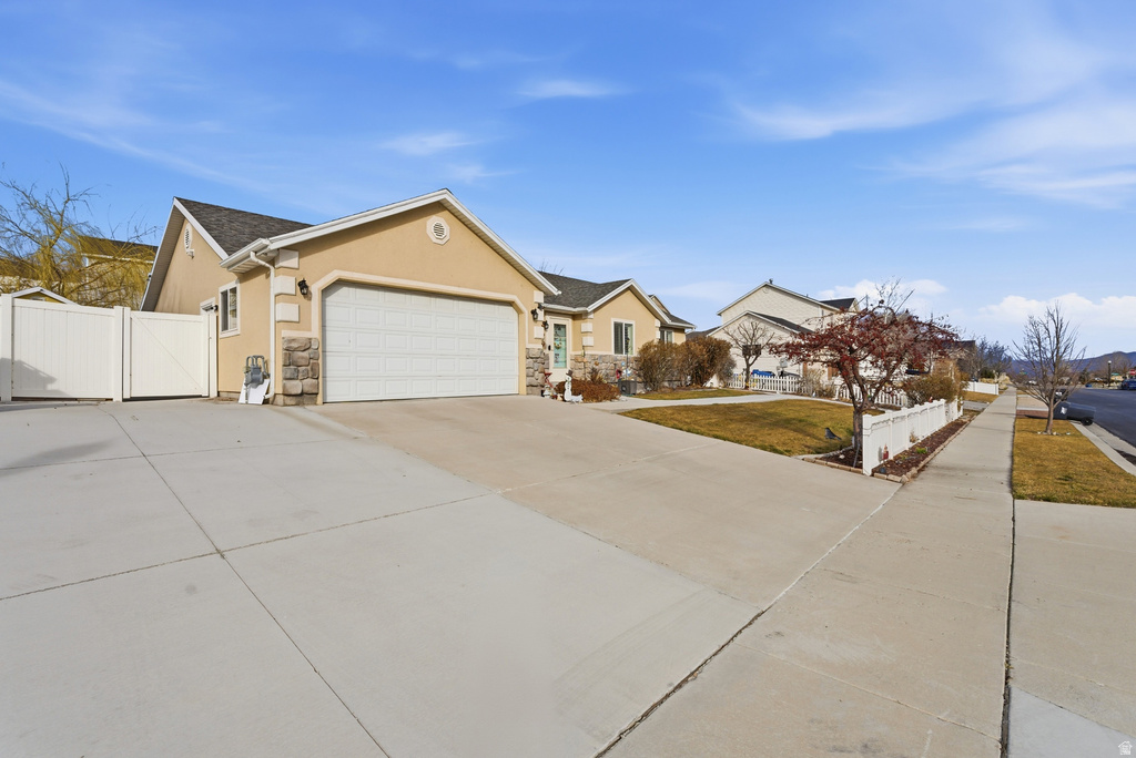 4055 S LAKE VISTA DR. Saratoga Springs, UT 84045