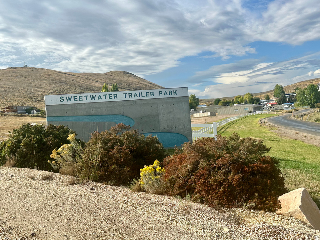 3075 S SPOKE WAY Garden City, UT 84028