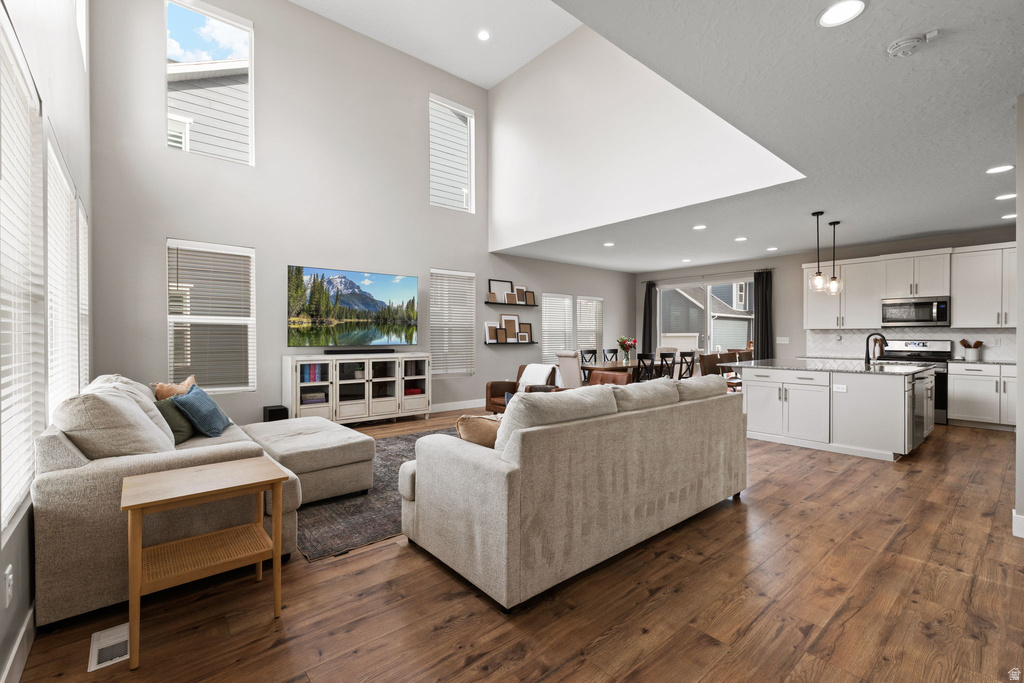 841 N 2175 W Layton, UT 84041