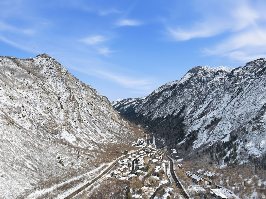 3773 E QUAIL HILL LN #104 Sandy, UT 84092