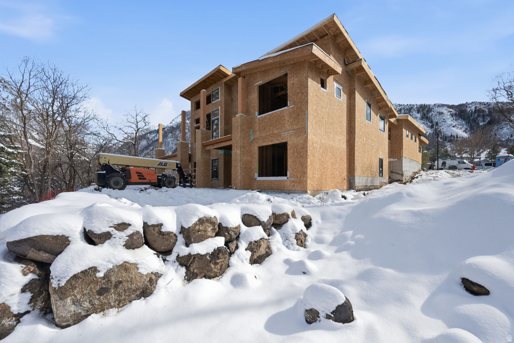 3773 E QUAIL HILL LN #104 Sandy, UT 84092