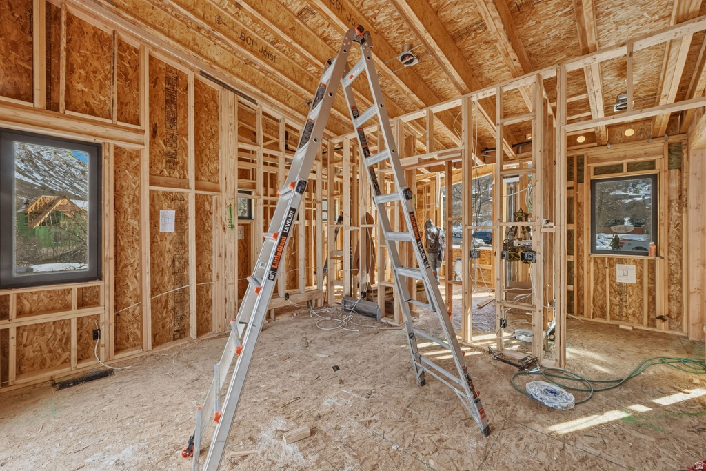 3773 E QUAIL HILL LN #104 Sandy, UT 84092