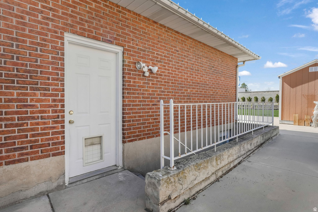 5884 S JONQUIL DR Taylorsville, UT 84129