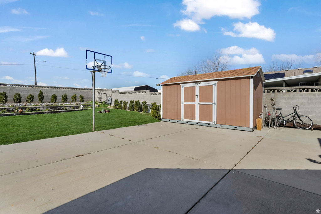 5884 S JONQUIL DR Taylorsville, UT 84129