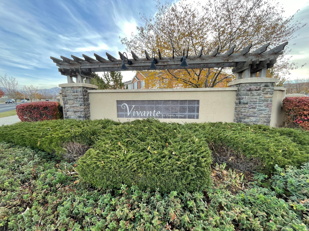 3185 MATISSE LN #F 7 West Valley City, UT 84119