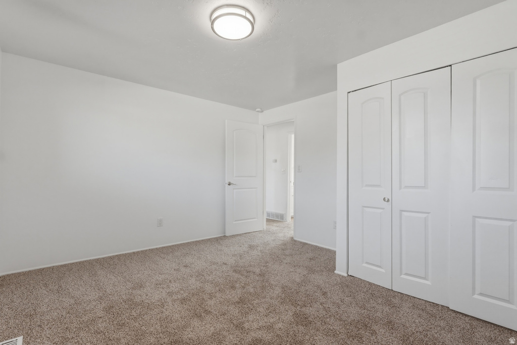 6618 S DIXIE DR West Jordan, UT 84084