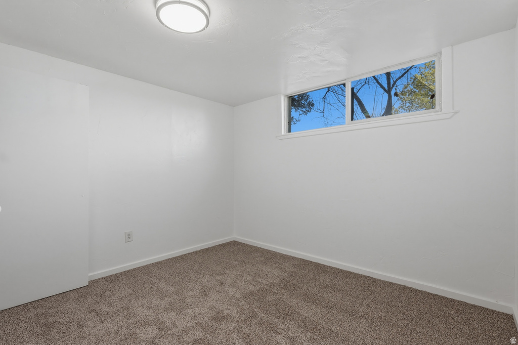 6618 S DIXIE DR West Jordan, UT 84084