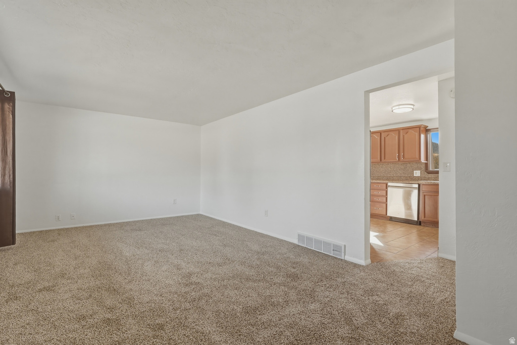 6618 S DIXIE DR West Jordan, UT 84084