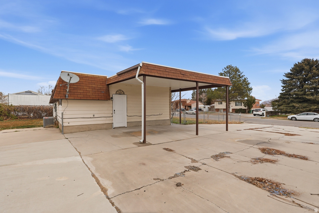 6618 S DIXIE DR West Jordan, UT 84084