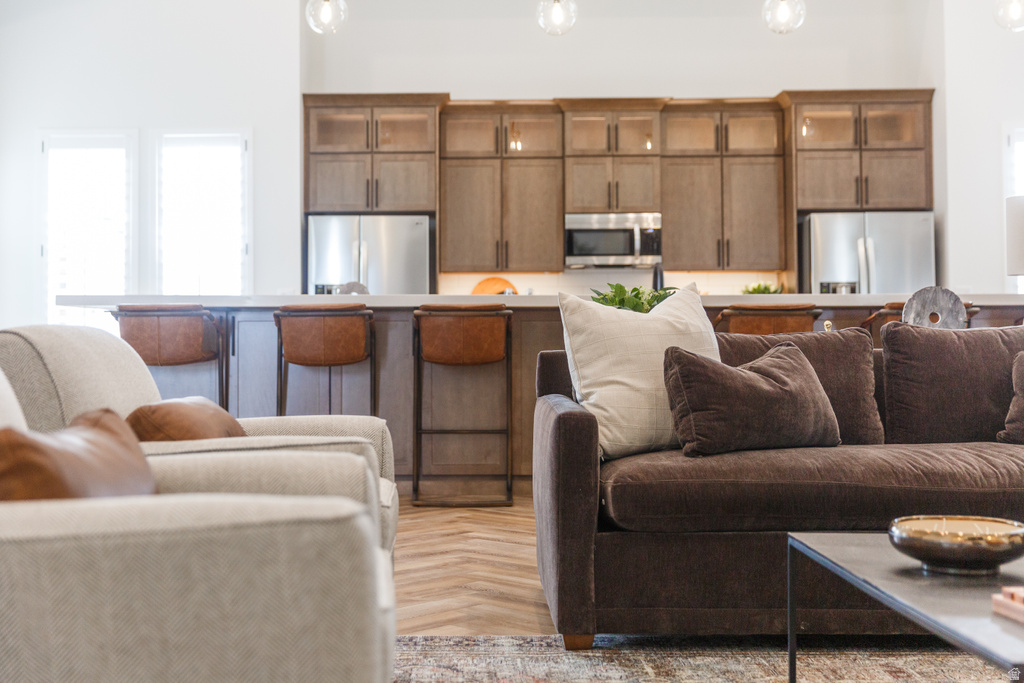 10816 S HAVEN LANDING DR South Jordan, UT 84095