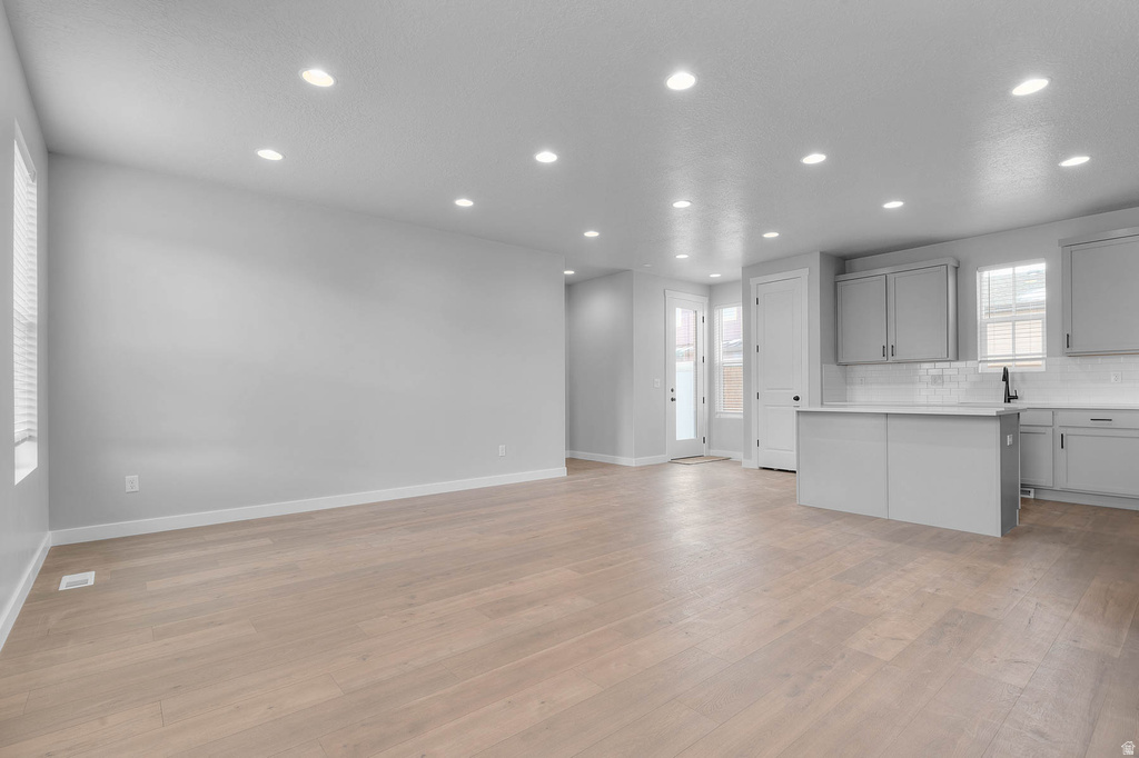 7164 S RAMBLE RD West Jordan, UT 84081