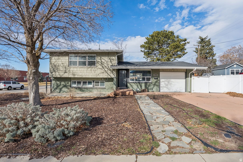 3113 E UPLAND DR Millcreek, UT 84109