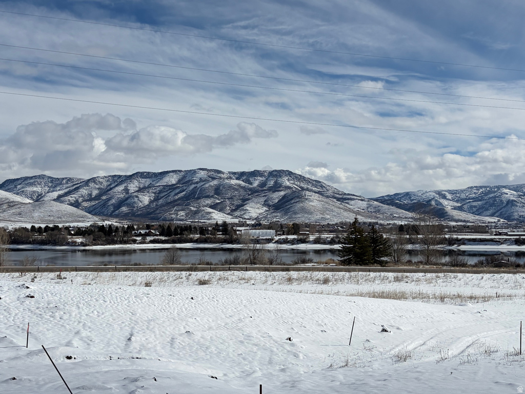 5222 N HARBOR CT #7 Eden, UT 84310