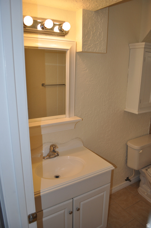 332 W HARVARD DR Midvale, UT 84047