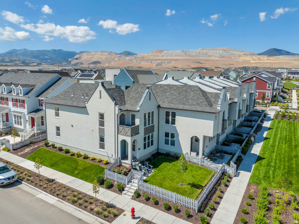 11607 S DORIAN DR South Jordan, UT 84009