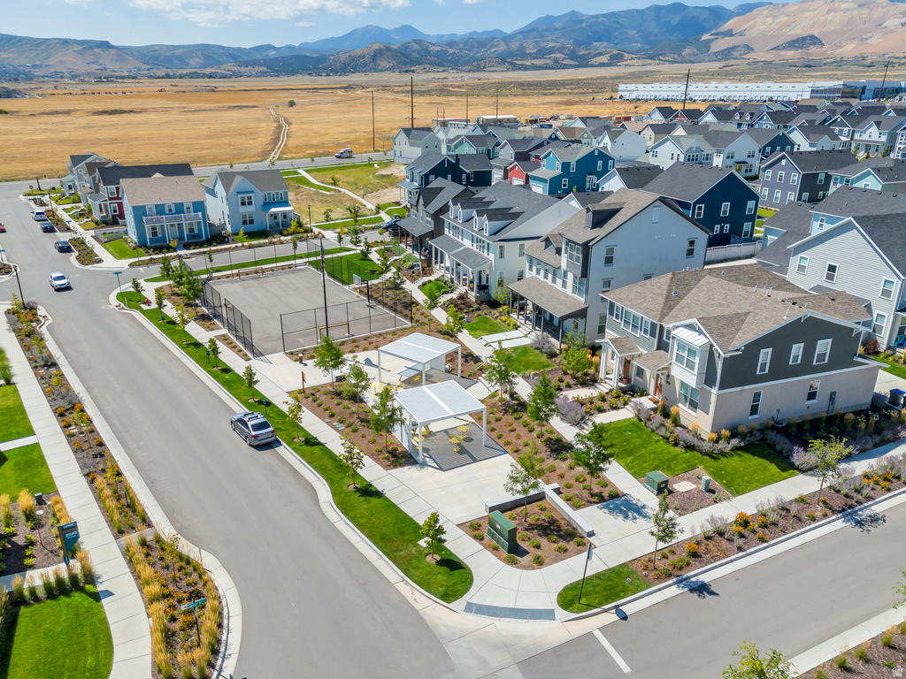 11607 S DORIAN DR South Jordan, UT 84009