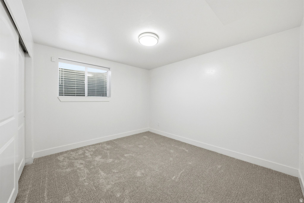 8583 S HARVARD PARK DR Sandy, UT 84094