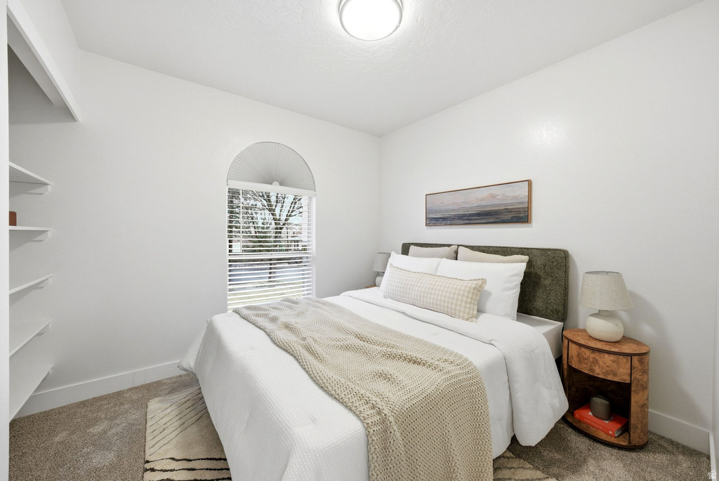 8583 S HARVARD PARK DR Sandy, UT 84094