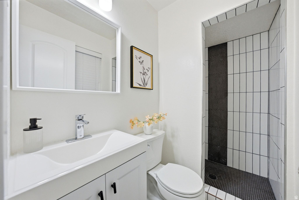 8583 S HARVARD PARK DR Sandy, UT 84094