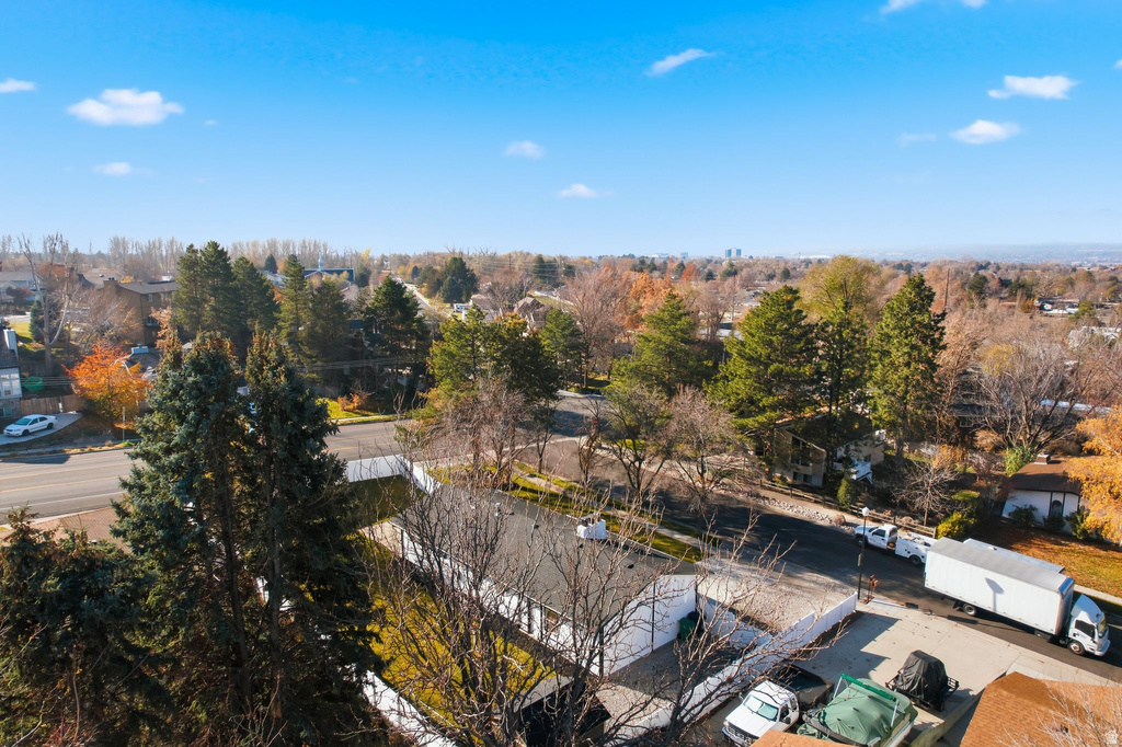 8583 S HARVARD PARK DR Sandy, UT 84094