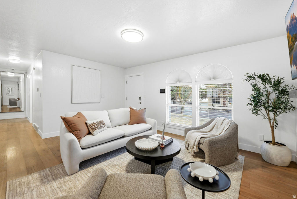 8583 S HARVARD PARK DR Sandy, UT 84094