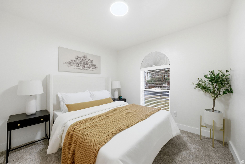 8583 S HARVARD PARK DR Sandy, UT 84094