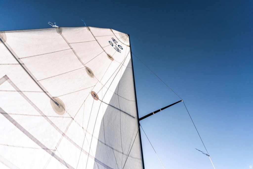 488 E KAYAK DR #204 Hideout, UT 84036