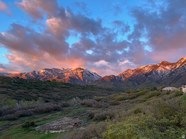 1835 E DIMPLE DELL RD Sandy, UT 84092