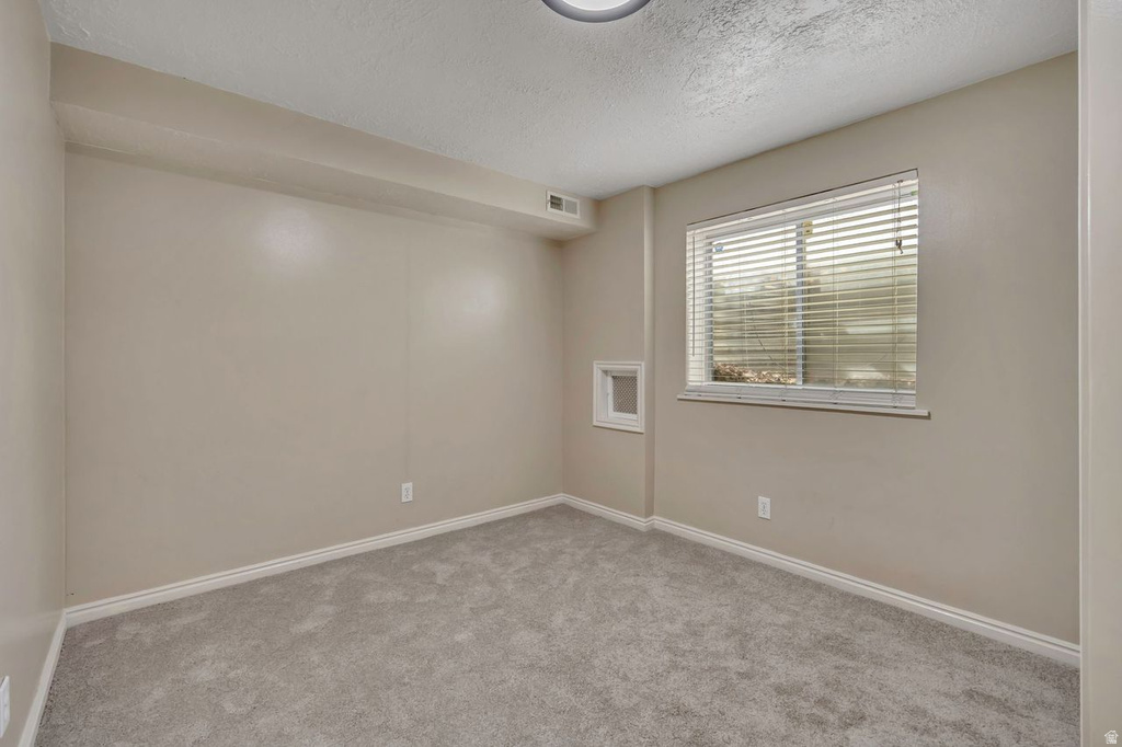 468 E MONTANA DR Sandy, UT 84070