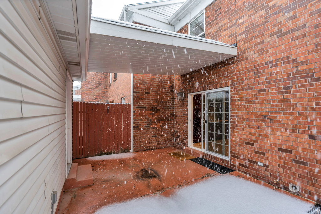 4299 IVY LN Provo, UT 84604