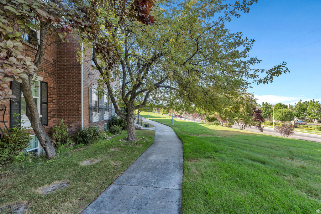 4299 IVY LN Provo, UT 84604