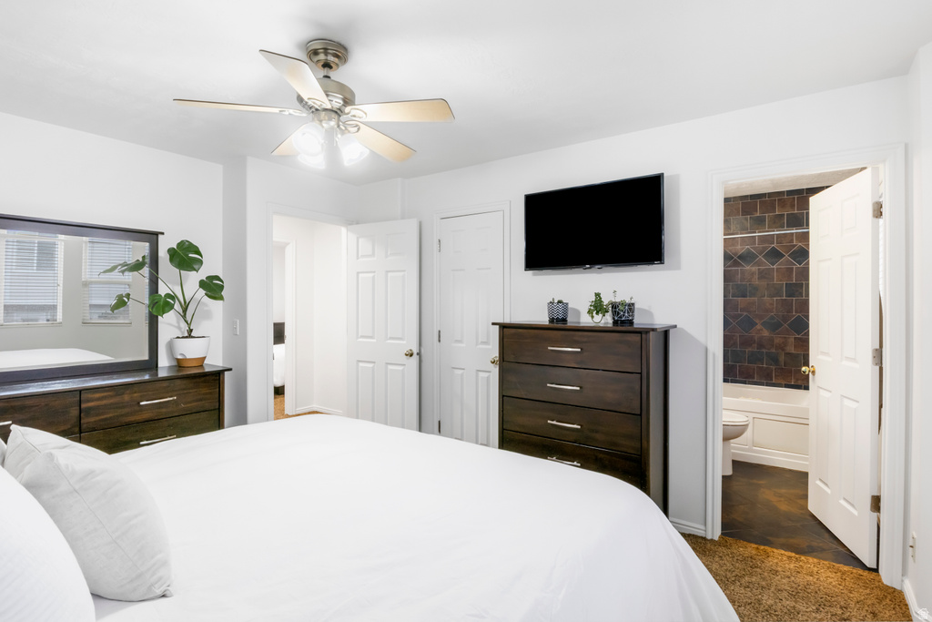 558 EASTPOINTE CIR North Salt Lake, UT 84054