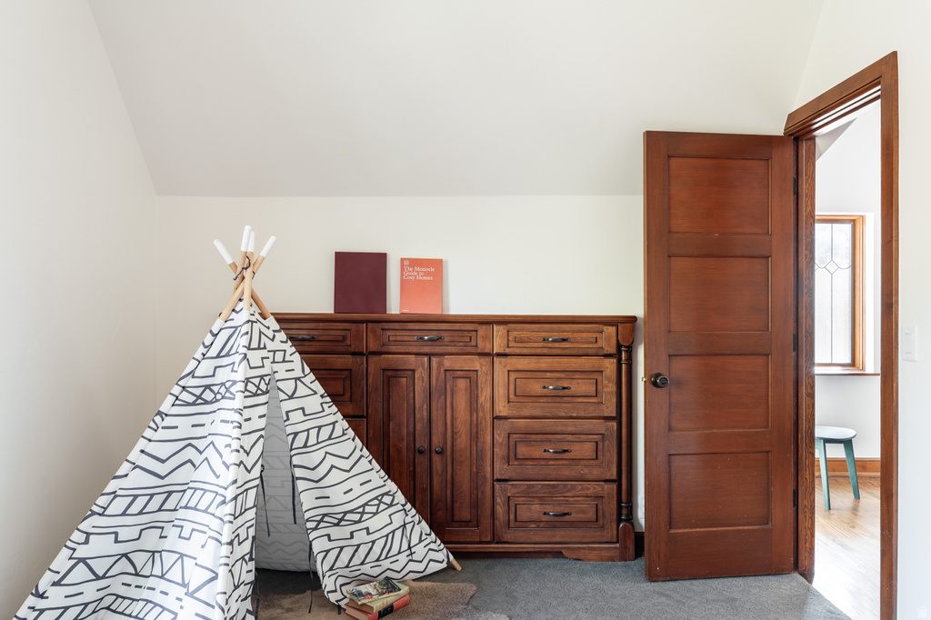 1306 E HARVARD AVE Salt Lake City, UT 84105