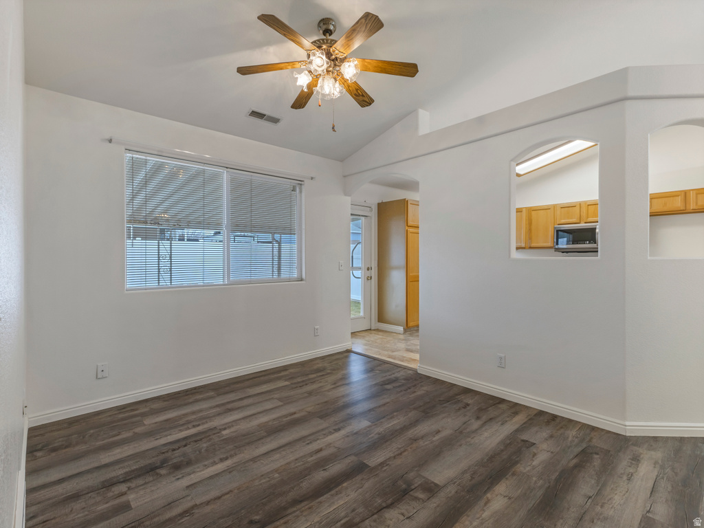 5444 S 4050 W Roy, UT 84067