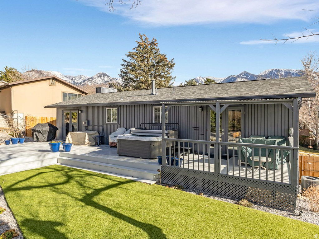 9078 S DAYBREAK DR Sandy, UT 84093