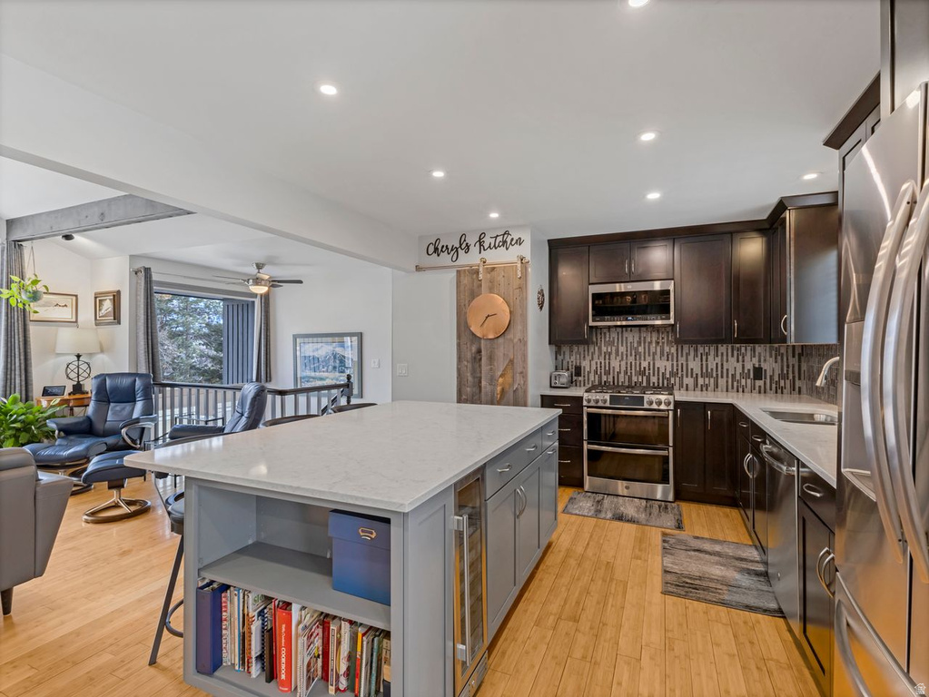 9078 S DAYBREAK DR Sandy, UT 84093