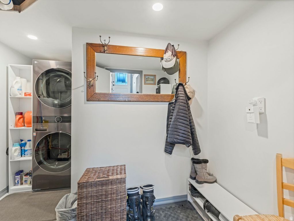 9078 S DAYBREAK DR Sandy, UT 84093