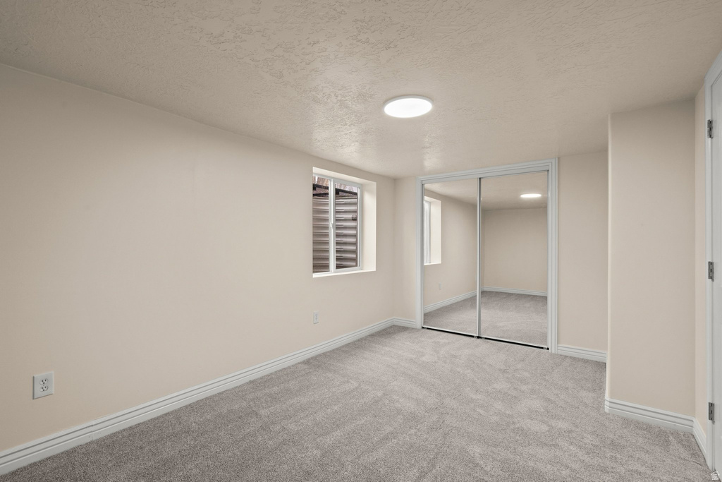 2313 S WELLINGTON ST Salt Lake City, UT 84106